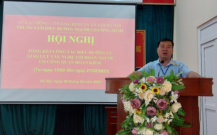 Ảnh phát biểu của đồng chí Nguyễn Văn Thu, Bí thư Chi bộ - Giám đốc Trung tâm phát biểu tại hội nghị Tổng kết đợt điều dưỡng