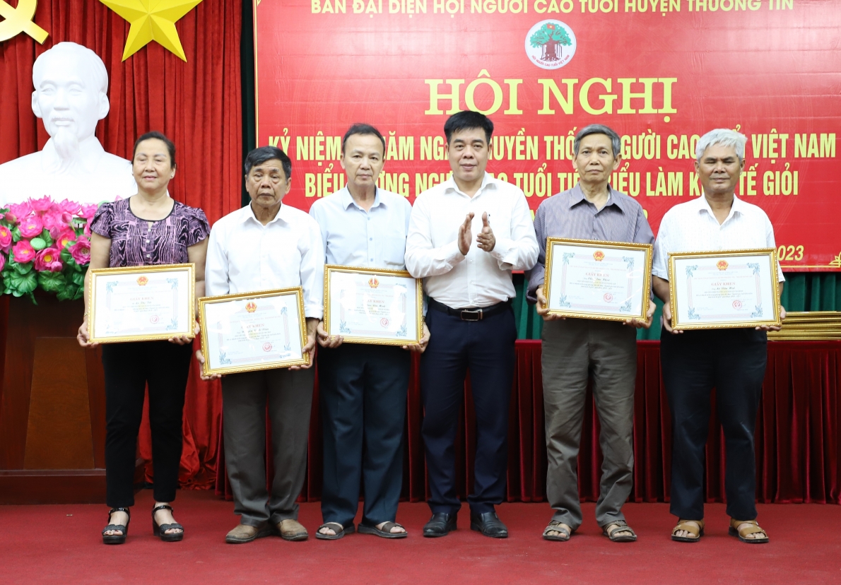 Phát huy vai trò NCT “đất trăm nghề”