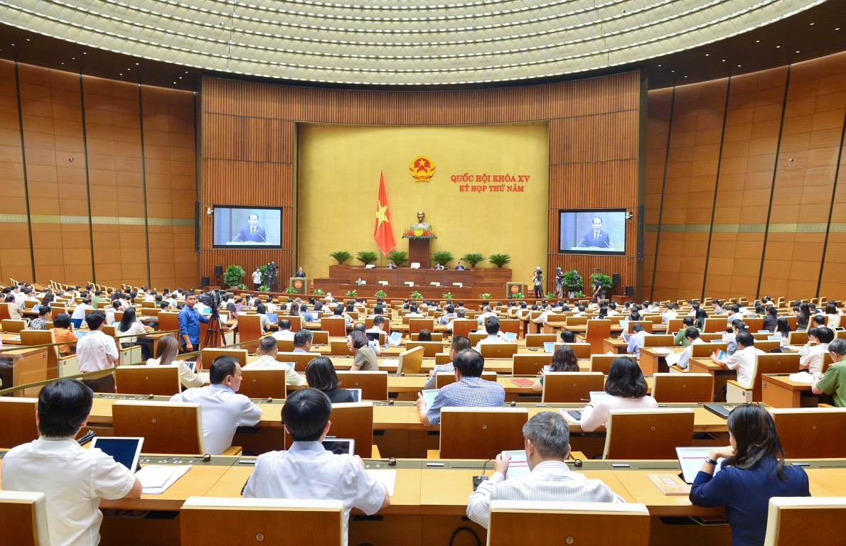Quốc hội thông qua Nghị quyết về Chương trình xây dựng luật, pháp lệnh năm 2024, điều chỉnh Chương trình xây dựng luật, pháp lệnh năm 2023