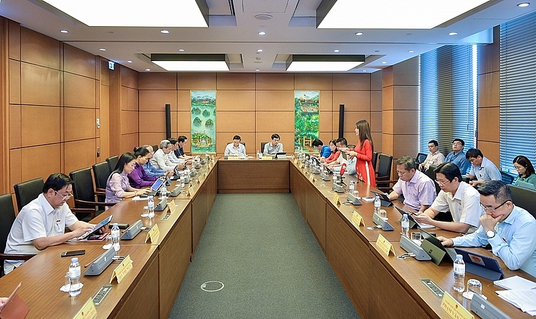  Phiên thảo luận Tổ chiều 5/6. Ảnh: QH 