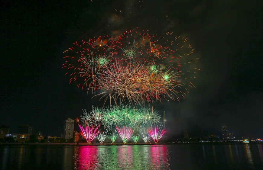 Màn trình diễn ngoạn mục của đội Việt Nam