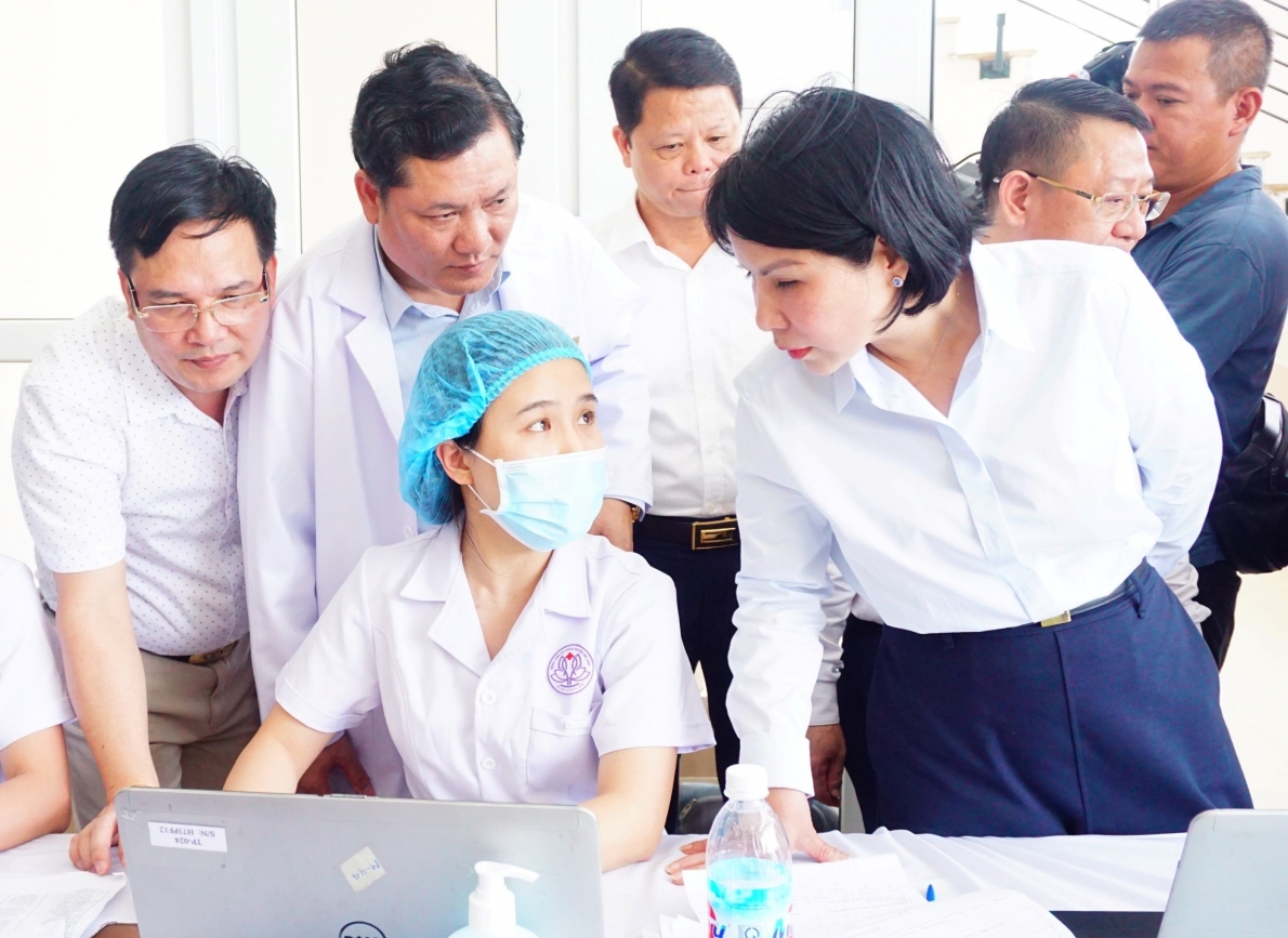 TP Hà Nội: Tích cực, chủ động ứng dụng công nghệ thông tin trong quản lý sức khỏe toàn dân TP Hà Nội: Tích cực, chủ động ứng dụng công nghệ thông tin trong quản lý sức khỏe toàn dân
