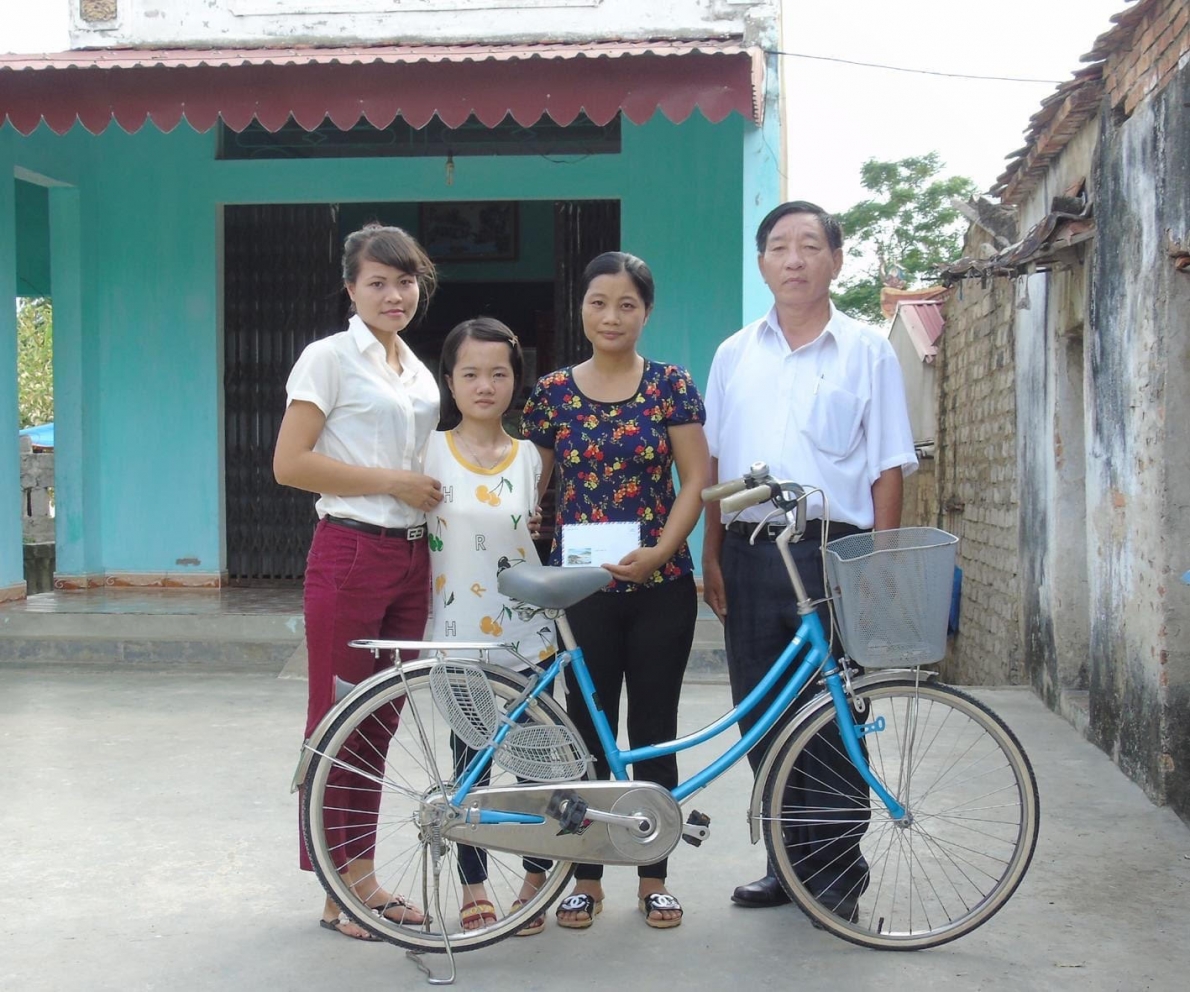 Bí thư Tỉnh ủy Thanh hóa chỉ đạo xét đặc cách cho cô giáo trẻ khuyết tật Bí thư Tỉnh ủy Thanh hóa chỉ đạo xét đặc cách cho cô giáo trẻ khuyết tật