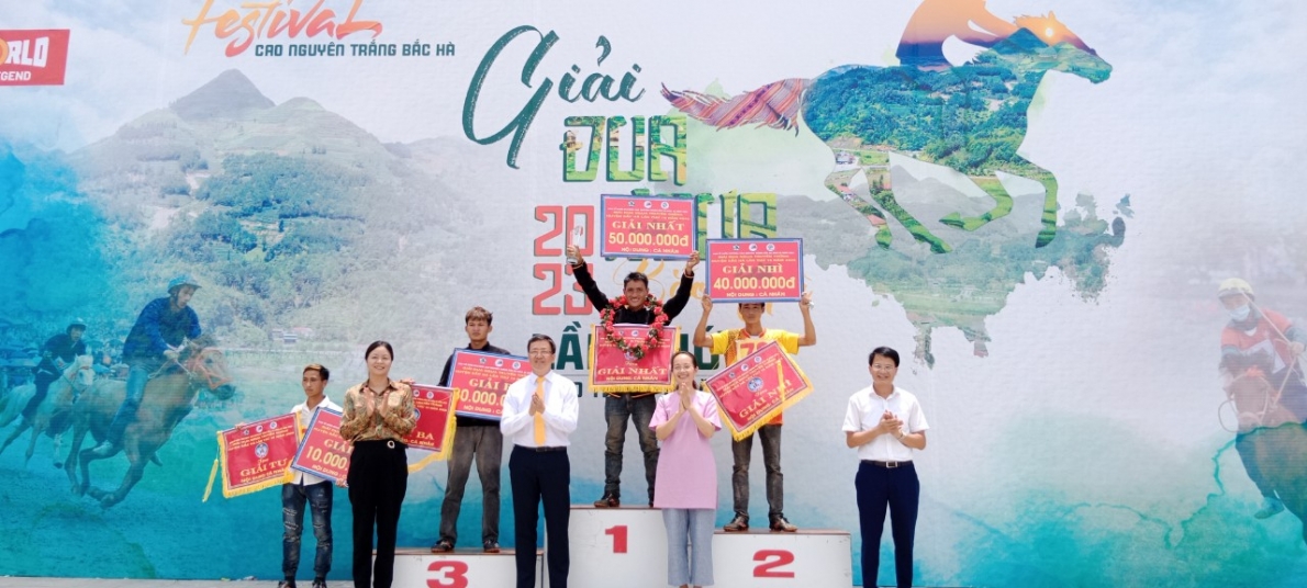 Lào Cai: Đặc sắc vòng trung kết đua ngựa truyền thống Cao nguyên trắng Bắc Hà