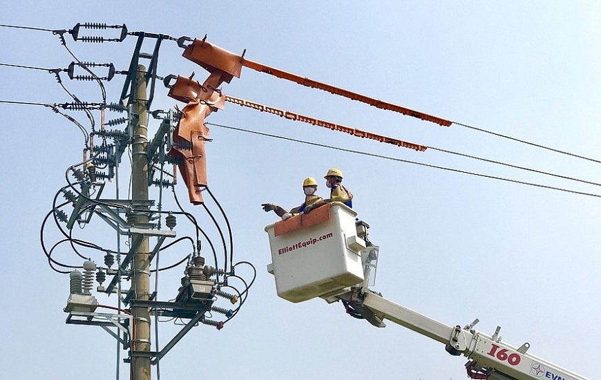 Ưu tiên sử dụng điện tái tạo: Không thể chậm trễ hơn