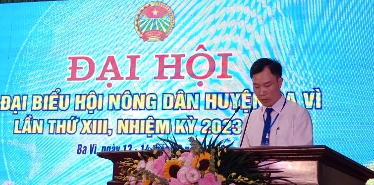 Ông Nguyễn Văn Trường tái đắc cử chức Chủ tịch Hội Nông dân huyện Ba Vì Ông Nguyễn Văn Trường tái đắc cử chức Chủ tịch Hội Nông dân huyện Ba Vì