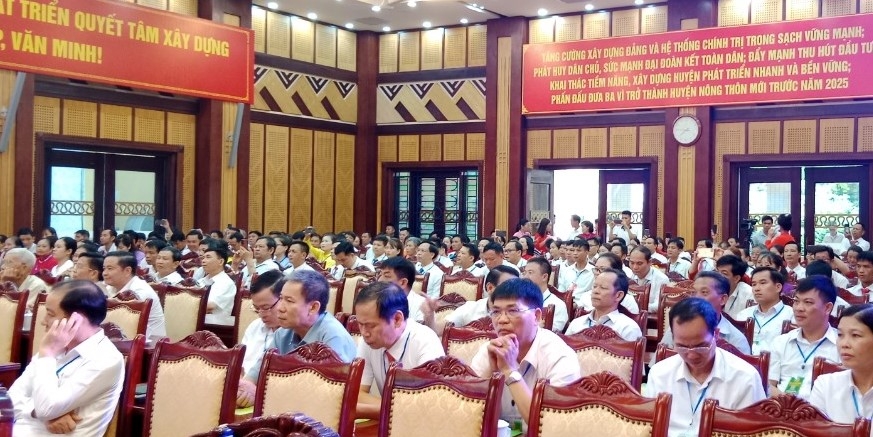 Ông Nguyễn Văn Trường tái đắc cử chức Chủ tịch Hội Nông dân huyện Ba Vì Ông Nguyễn Văn Trường tái đắc cử chức Chủ tịch Hội Nông dân huyện Ba Vì