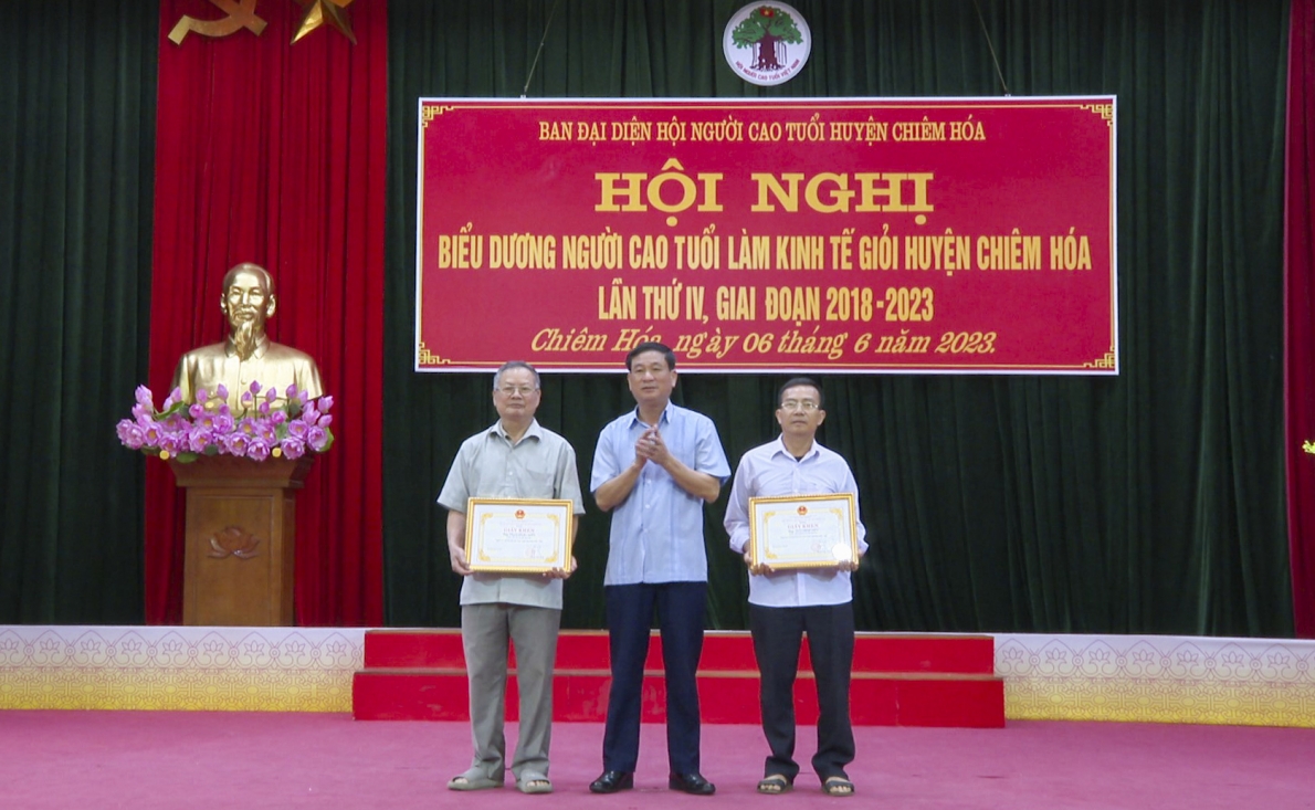 Những gương sáng trong phong trào NCT làm kinh tế giỏi ở huyện Chiêm Hóa