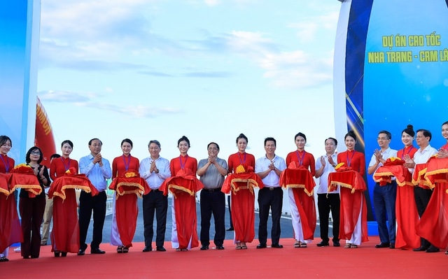 Thủ tướng Phạm Minh Chính dự lễ khánh thành 2 dự án đường cao tốc Vĩnh Hảo-Phan Thiết và Nha Trang-Cam Lâm Thủ tướng Phạm Minh Chính dự lễ khánh thành 2 dự án đường cao tốc Vĩnh Hảo-Phan Thiết và Nha Trang-Cam Lâm