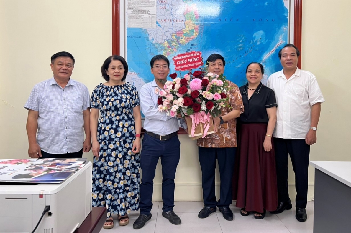 Trung ương Hội chúc mừng Trang Thông tin Điện tử tổng hợp của Hội