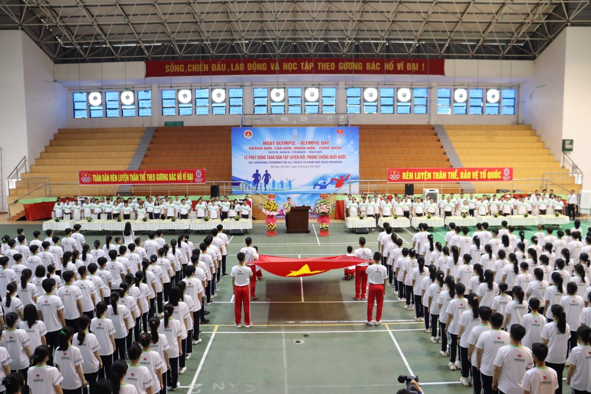 Tổ chức Ngày Olympic và phát động toàn dân tập luyện môn bơi phòng, chống đuối nước năm 2023 Tổ chức Ngày Olympic và phát động toàn dân tập luyện môn bơi phòng, chống đuối nước năm 2023