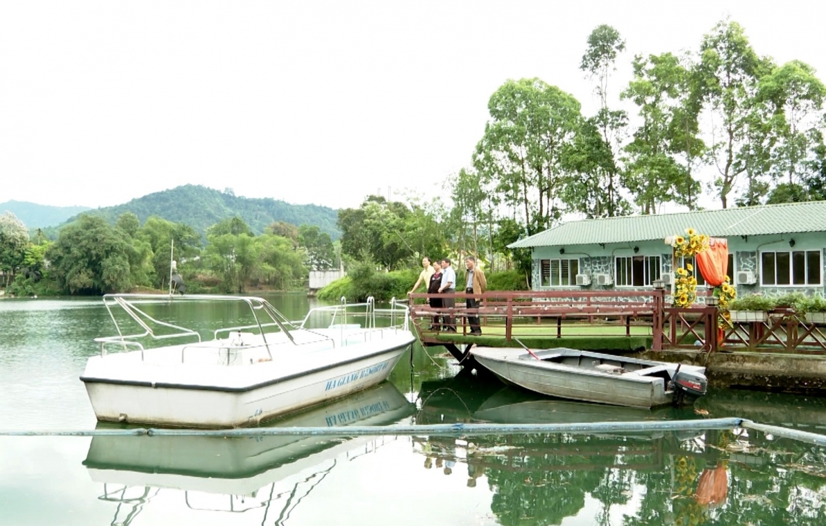 Dịch vụ kinh doanh của Công ty TNHH một thành viên Hải Hà tổ 9 phường Quang Trung, TP Hà Giang do ông Vũ Ngọc Hải làm Giám đốc Dịch vụ kinh doanh của Công ty TNHH một thành viên Hải Hà tổ 9 phường Quang Trung, TP Hà Giang do ông Vũ Ngọc Hải làm Giám đốc