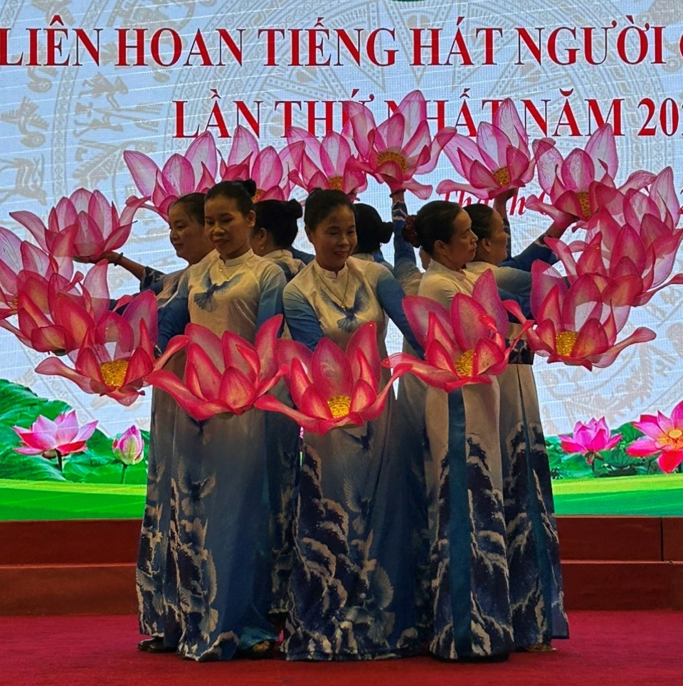 Một tiết mục tại Liên hoan tiếng hát NCT huyện Thanh Oai, TP Hà Nội năm 2023