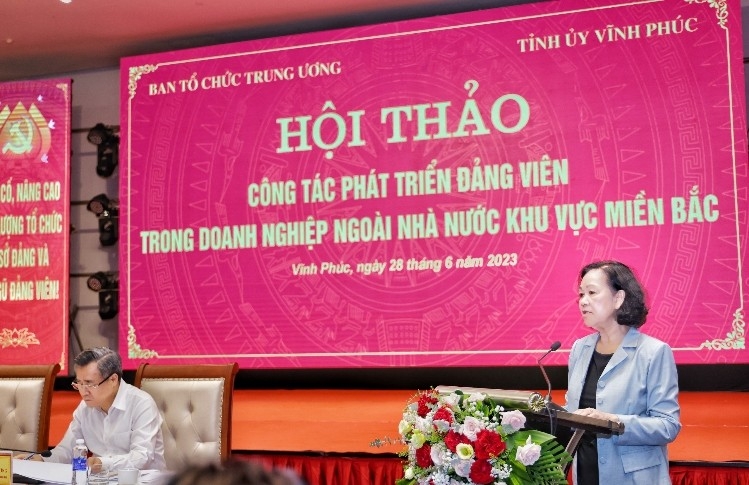 Đẩy mạnh phát triển Đảng trong doanh nghiệp ngoài Nhà nước