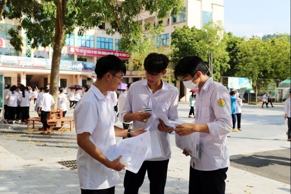 Hôm nay 10/7, Hà Nội hạ điểm chuẩn vào lớp 10 THPT công lập