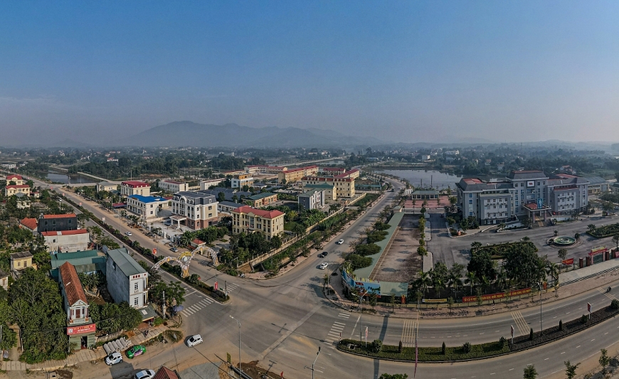 Diện mạo mới của đô thị miền núi Sông Lô. ảnh: Khánh Linh