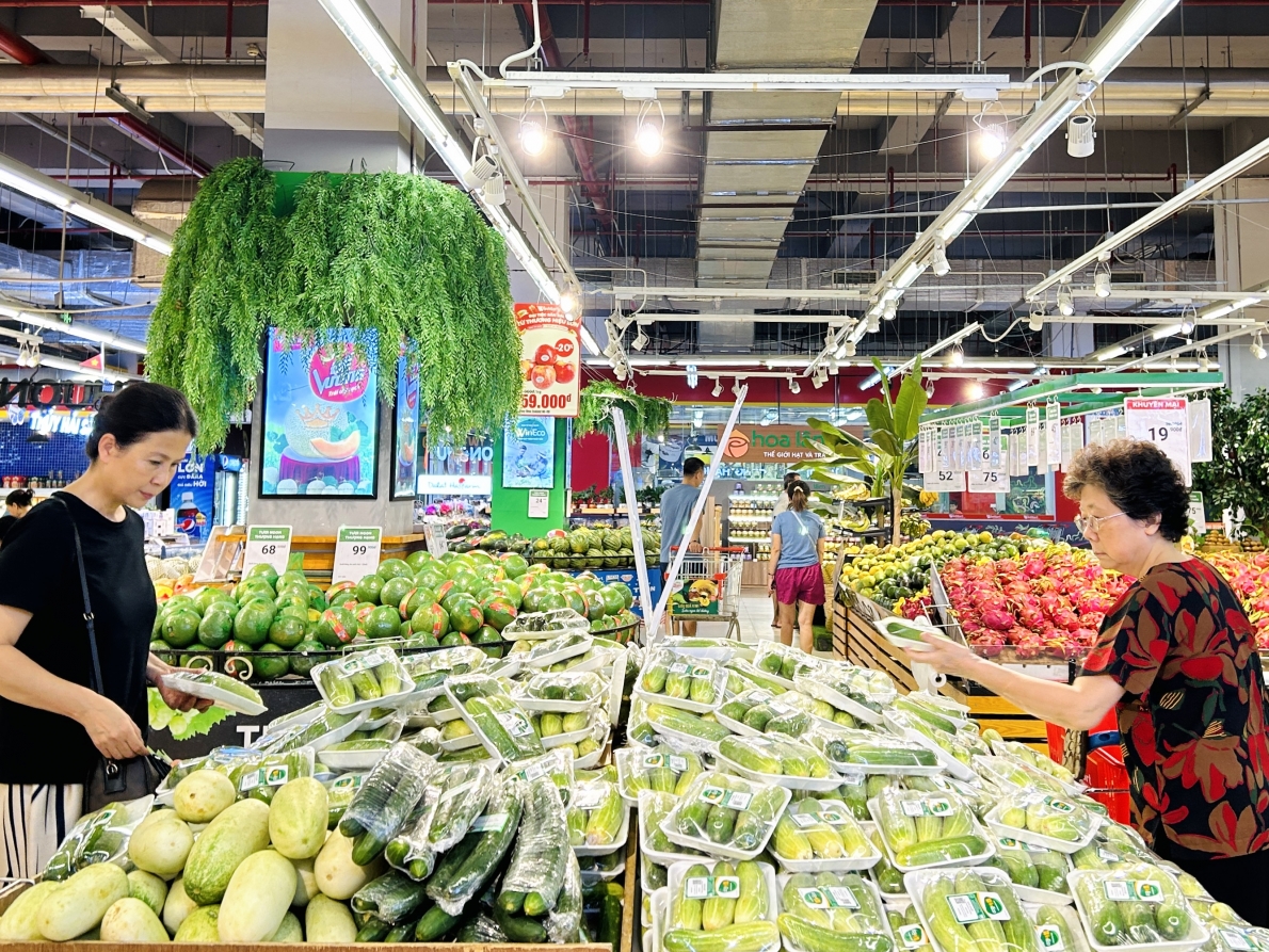 WinMart khuyến mại tưng bừng kích cầu tiêu dùng nội địa