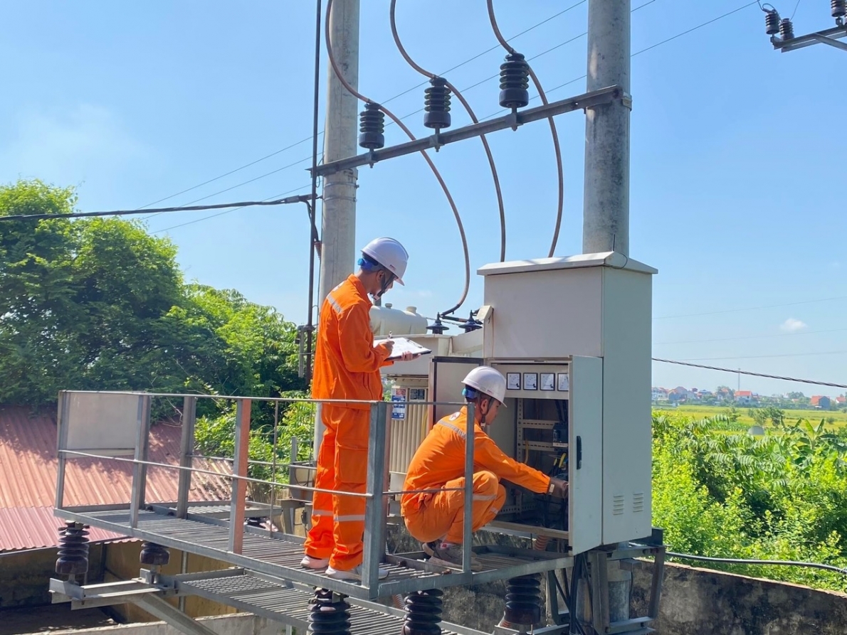 Tập đoàn Điện lực Việt Nam đảm bảo cung cấp đủ điện trong tháng 7