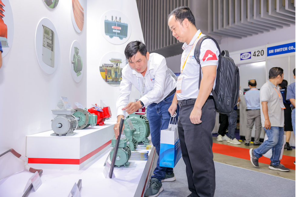Gian hàng của GELEX Electric tại triển lãm ETE & Enertec Expo 2023 hút khách tham quan