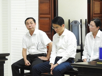 Cựu Phó Chủ tịch UBND tỉnh Quảng Ninh bị phạt 3 năm tù cho hưởng treo