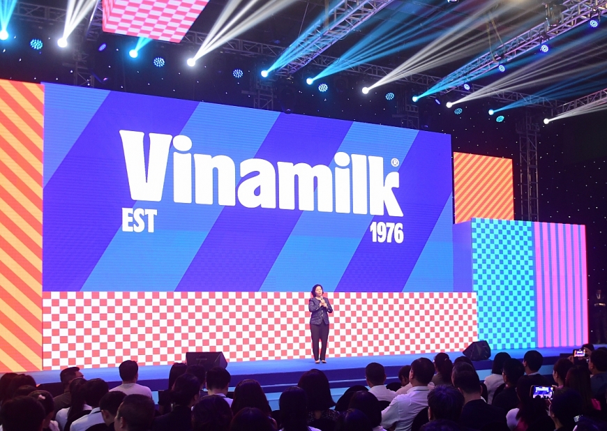 Bộ nhận diện thương hiệu mới của Vinamilk gây ấn tượng mạnh trên cả truyền thông, mạng xã hội… ngay khi vừa ra mắt