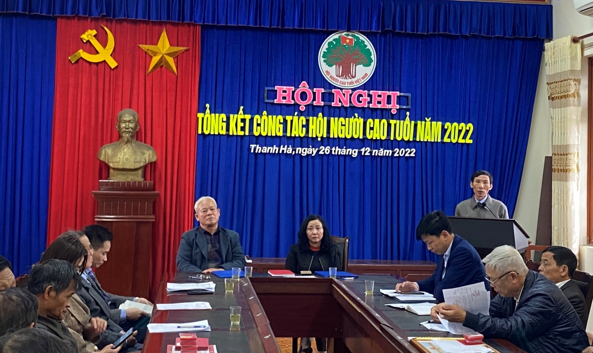 Xây dựng tổ chức và chăm sóc phát huy vai trò Người cao tuổi