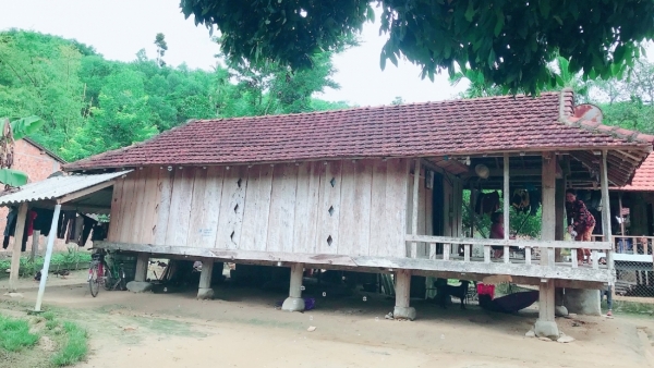 Giữ nếp nhà sàn...