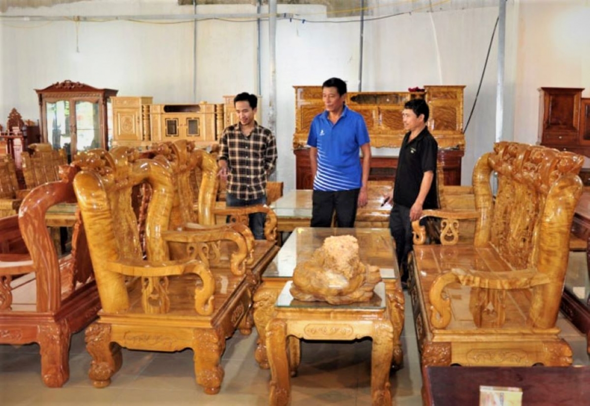 Sản phẩm của doanh nghiệp sản xuất gỗ của ông Phạm Văn Hảo, hội viên NCT làm kinh tế giỏi TP Tuyên Quang