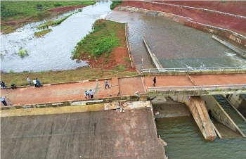 Đắk Nông: Nguy cơ vỡ đập hồ thủy lợi chứa hơn 1.2 triệu m3 nước