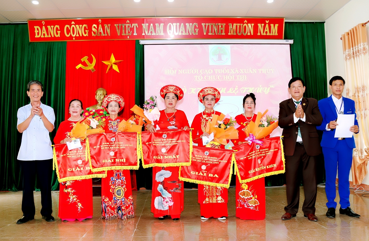 Nguồn Quỹ Chăm sóc và Phát huy vai trò NCT huyện Lệ Thủy góp phần thúc đẩy phong trào văn hóa, thể thao NCT (1)