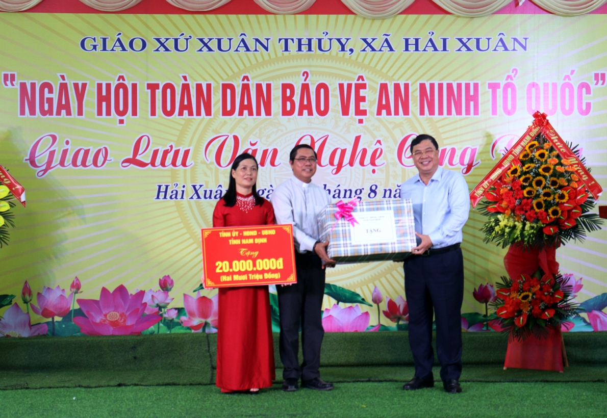Ngày hội toàn dân bảo vệ an ninh Tổ quốc tại Giáo xứ Xuân Thủy
