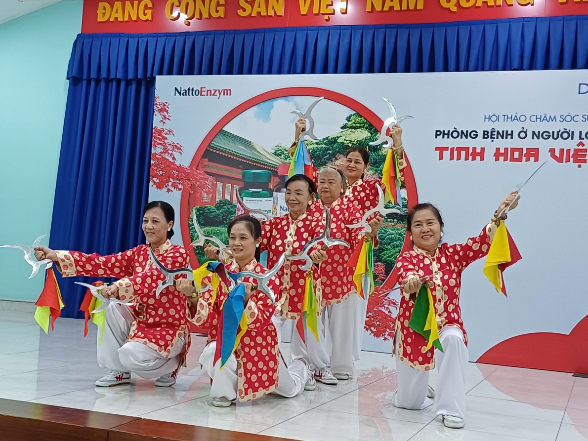 Quận 1, TP. Hồ Chí Minh: Đẩy mạnh tuyên truyền chăm sóc sức khỏe người cao tuổi