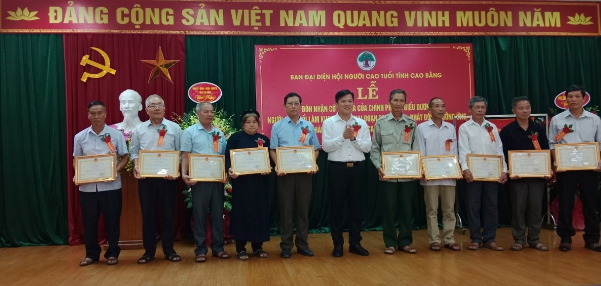 Khẳng định vị thế của người cao tuổi trong đời sống xã hội