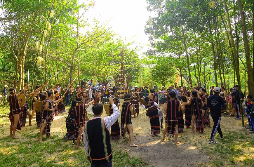 Phát triển du  lịch đều được chủ động bởi người dân địa phương thông qua sự tham gia đông đảo từ các thành phần trong cộng đồng.