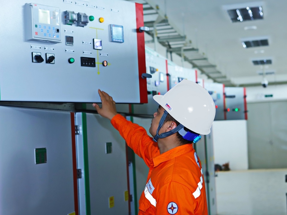 Công ty Điện lực Thanh Hóa thực hành tiết kiệm, chống lãng phí phải là nhiệm vụ xuyên suốt