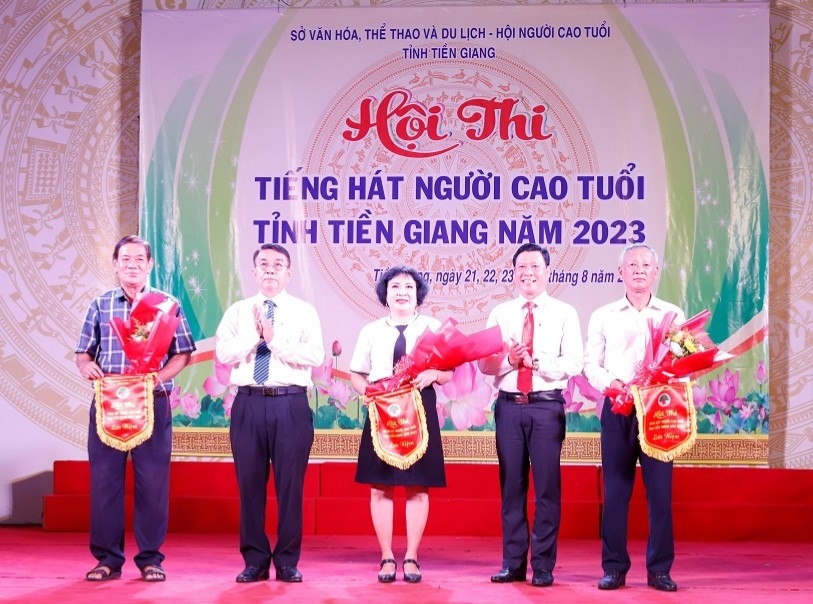 Khai mạc Hội thi tiếng hát NCT tỉnh Tiền Giang năm 2023