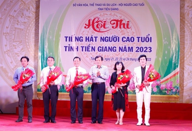 Khai mạc Hội thi tiếng hát NCT tỉnh Tiền Giang năm 2023