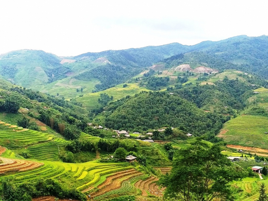 Một góc bản làng bình yên, thơ mộng ở Suôi Thầu.
