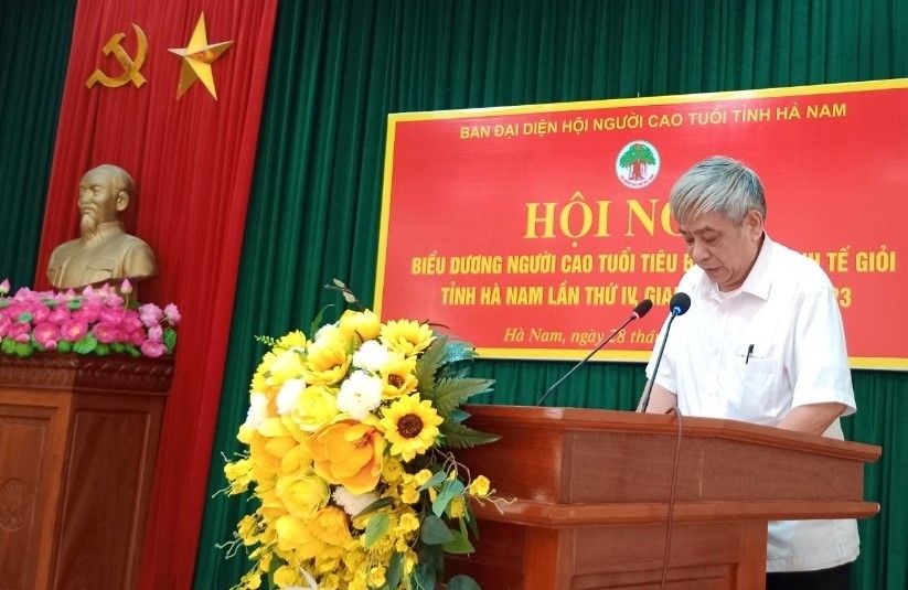 Người cao tuổi làm giàu đa lĩnh vực ngành nghề