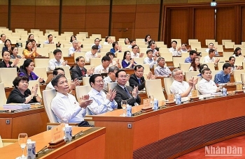 Đại biểu Quốc hội chuyên trách cho ý kiến 8 dự án luật trình Quốc hội tại Kỳ họp thứ 6