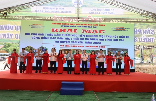 Tràn ngập không khí Tuần lễ văn hóa - du lịch huyện Bảo Yên