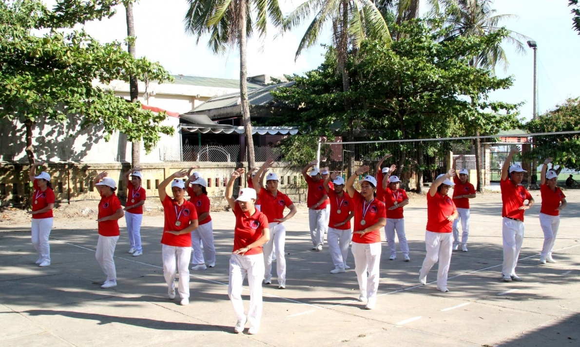 Bài dưỡng sinh của NCT tỉnh Thừa Thiên Huế