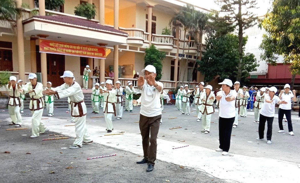 Bài dưỡng sinh của NCT tỉnh Thái Bình