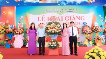 Lễ khai giảng độc đáo với trò chơi dân gian tại Trường THCS Thọ Sơn