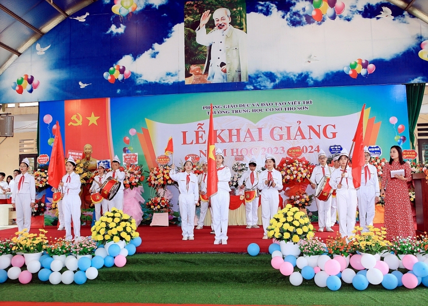 Lễ khai giảng độc đáo với trò chơi dân gian tại Trường THCS Thọ Sơn