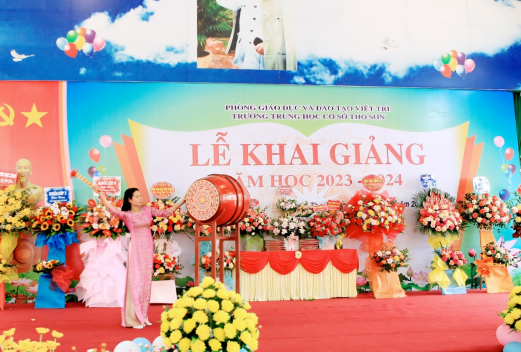 Lễ khai giảng độc đáo với trò chơi dân gian tại Trường THCS Thọ Sơn