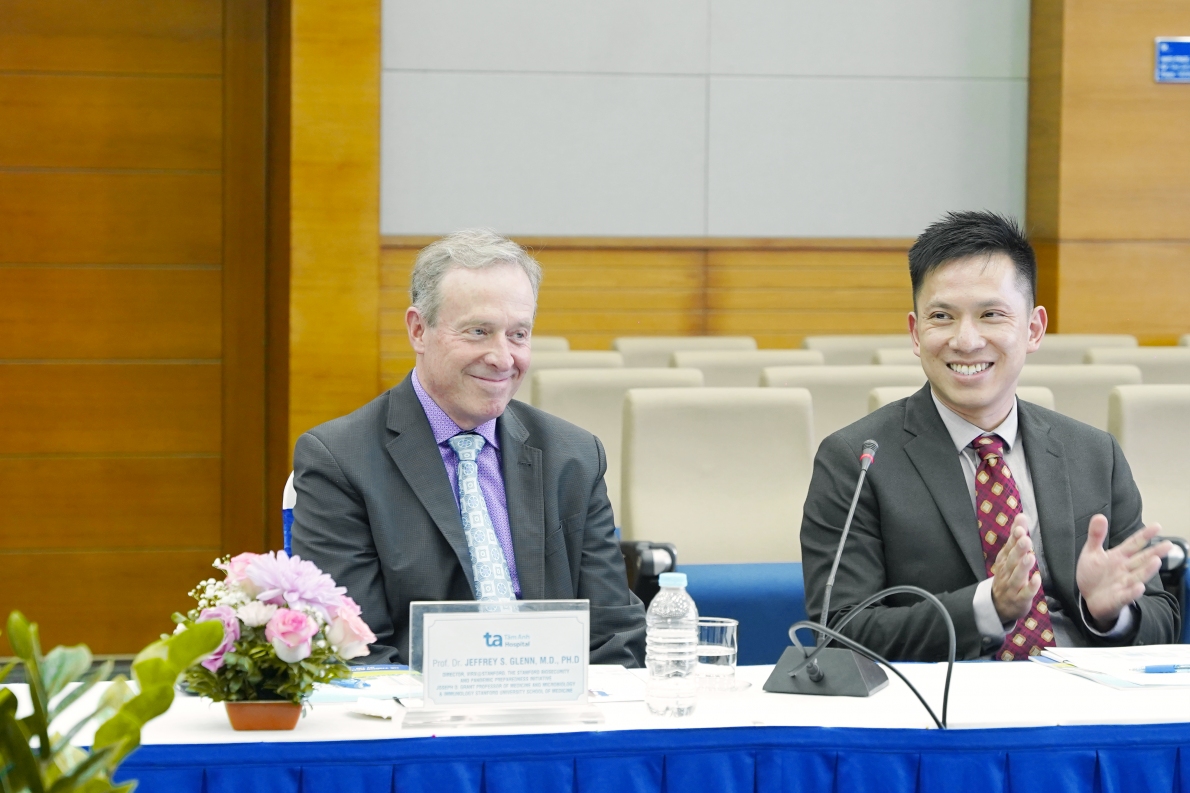 Bệnh viện Tâm Anh ký kết hợp tác với Viện Nghiên cứu vi sinh và chống dịch Stanford