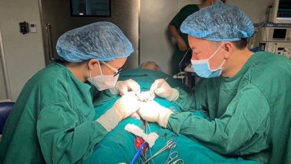 Phú Thọ: Người đàn ông không tinh trùng vẫn có 2 con sinh đôi