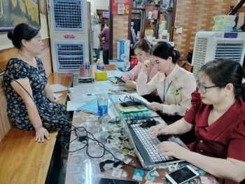 Số bệnh nhân bị ngộ độc nghi do ăn bánh mì Phượng tăng lên 141 người