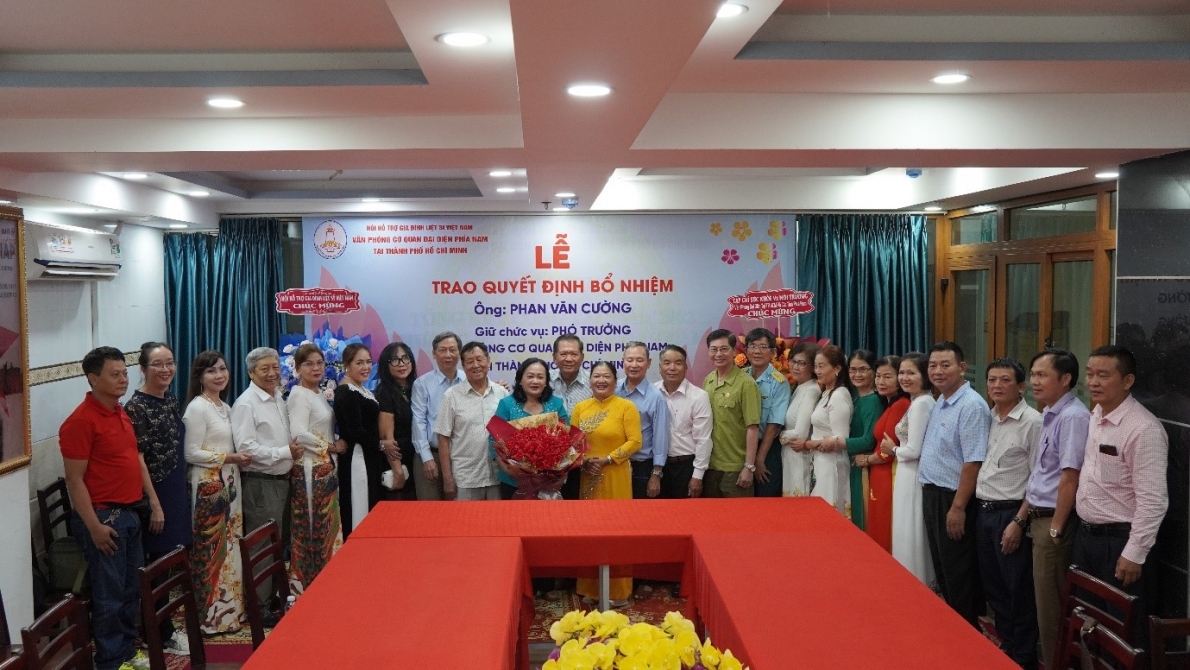 Hội hỗ trợ gia đình Liệt sĩ Việt Nam: Trao quyết định bổ nhiệm Phó trưởng Văn phòng đại diện phía Nam